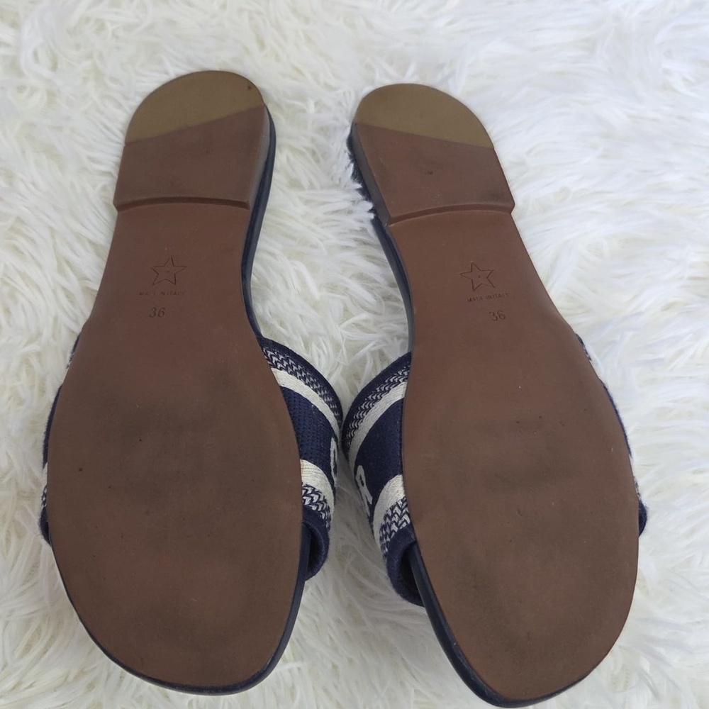 Dior Sandals With Navy Blue Fabric - Picture 3 of 11